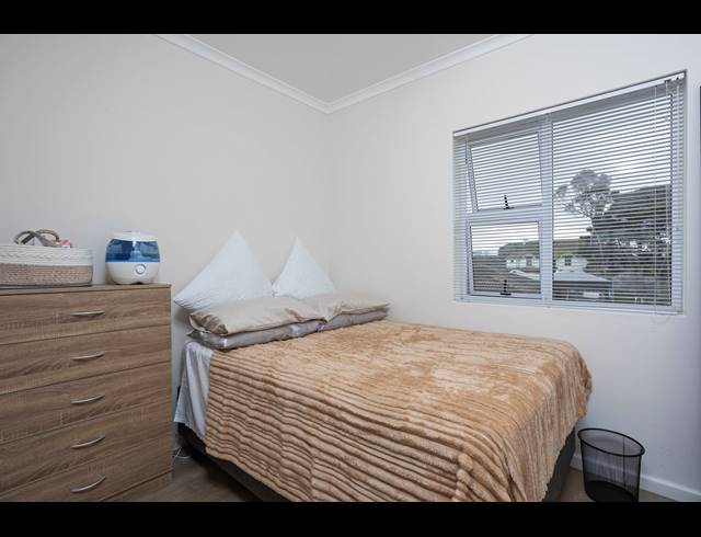 2 BEDROOM TOWNHOUSE TO LET IN HEATHFIELD
